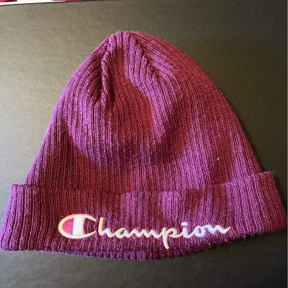 Champion beanie - Picture 1 of 2